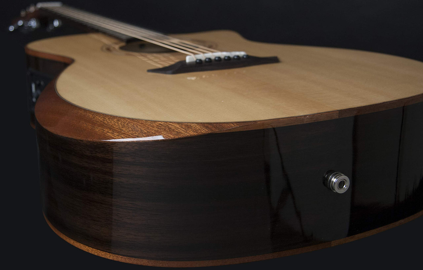 Washburn Comfort 20 Series 6 String Acoustic-Electric Guitar, Right, Natural (WCG20SCE-O)