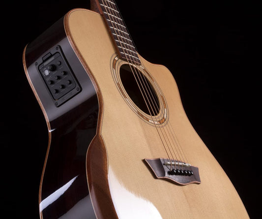Washburn Comfort Deluxe 25 Series 6 String Acoustic-Electric Guitar, Right, Natural (WCG25SCE-O)