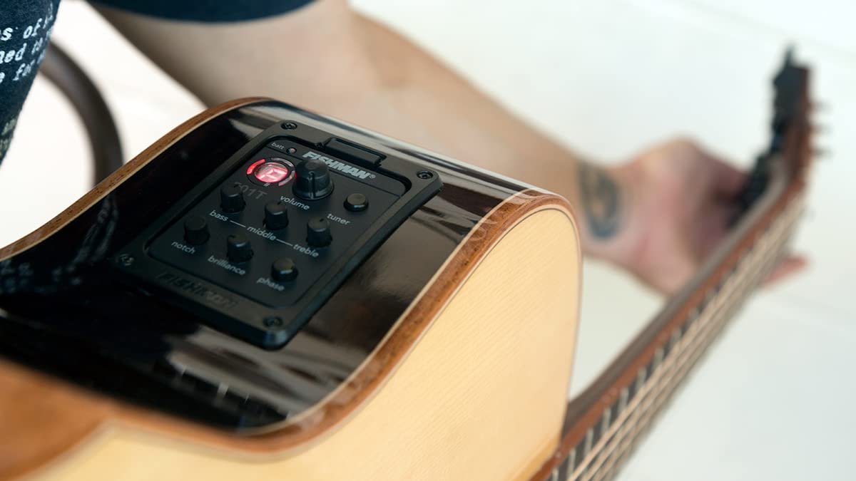 Washburn Comfort Deluxe 25 Series 6 String Acoustic-Electric Guitar, Right, Natural (WCG25SCE-O)