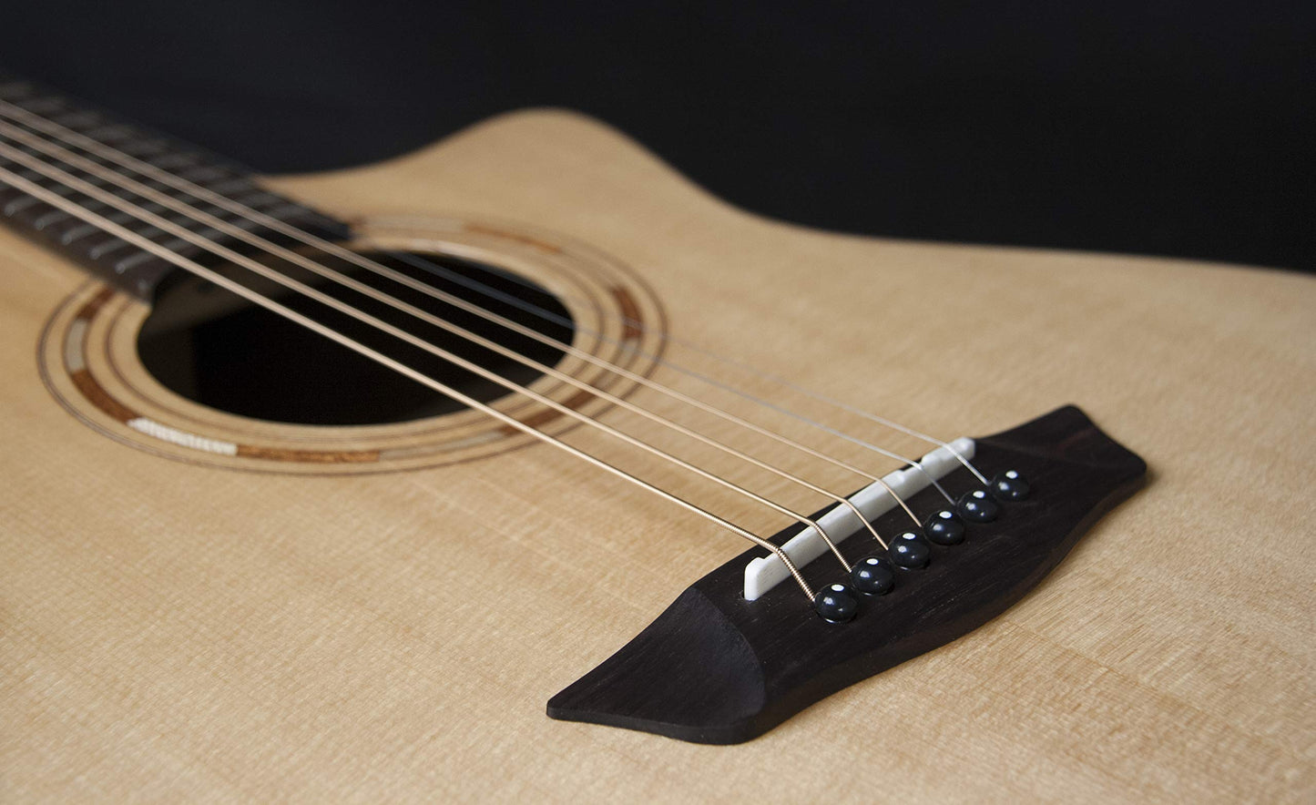 Washburn Comfort 20 Series 6 String Acoustic-Electric Guitar, Right, Natural (WCG20SCE-O)