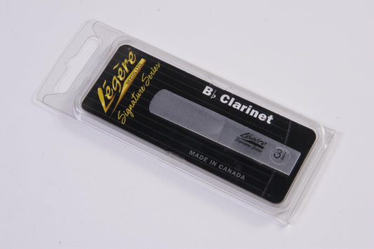 Legere Reeds Signature Series Bb Clarinet Reed Strength 2.75